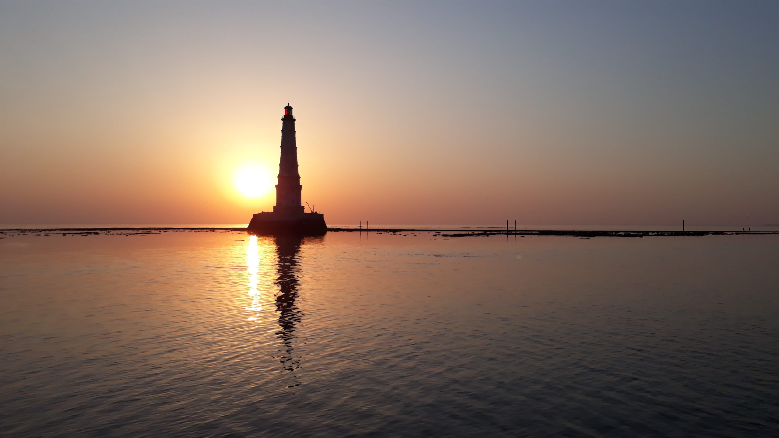 Coucher de soleil au phare de Cordouan